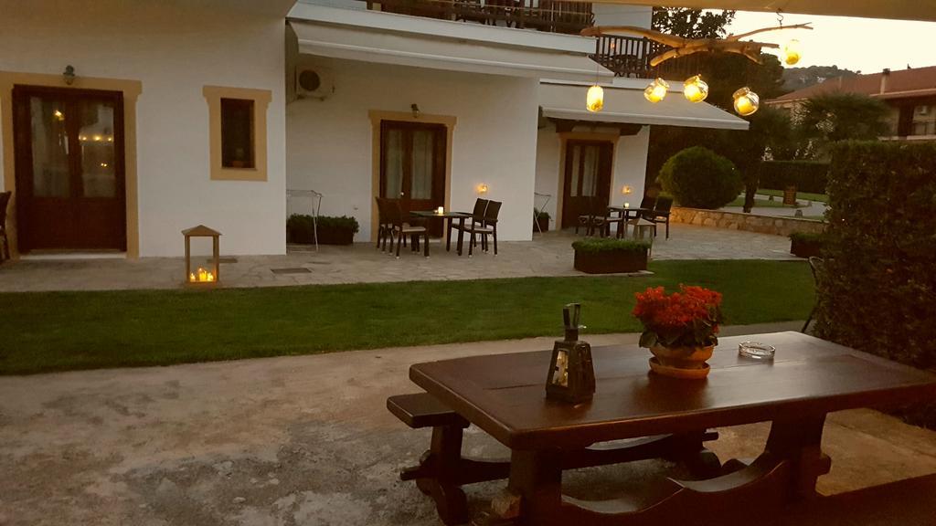Aparthotel Melrose Skopelos Exterior foto