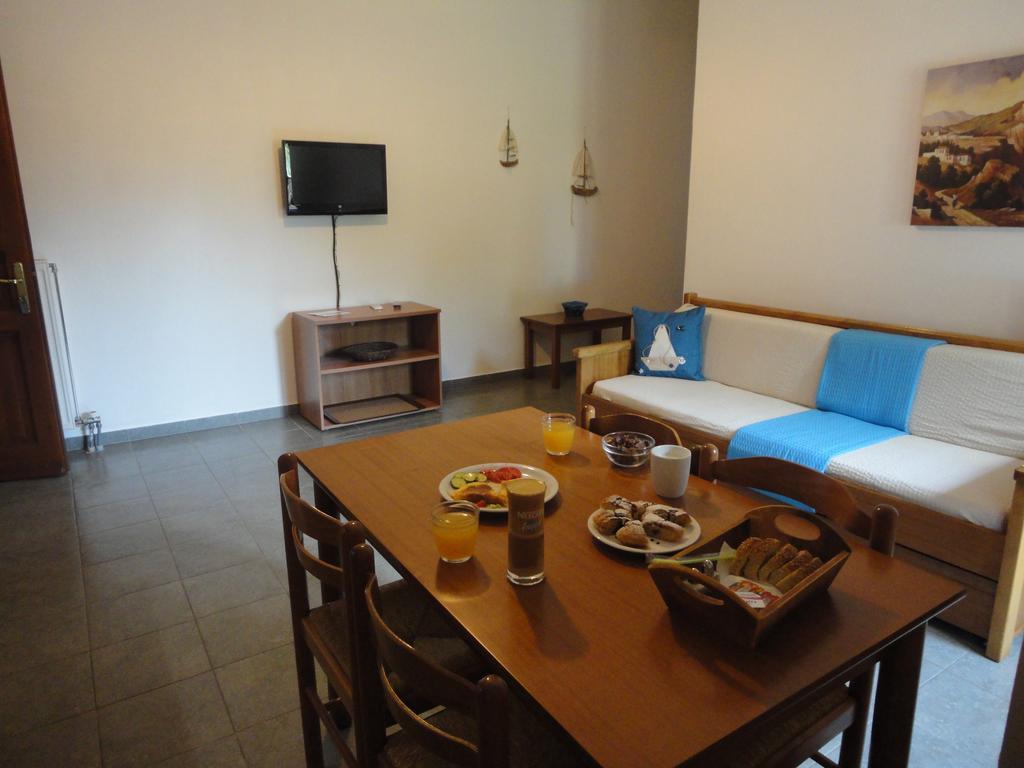 Aparthotel Melrose Skopelos Exterior foto